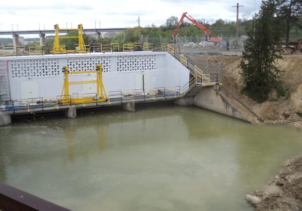 Barajului Stăvilar Mobil canal derivatie Dunăre - Marea Neagră