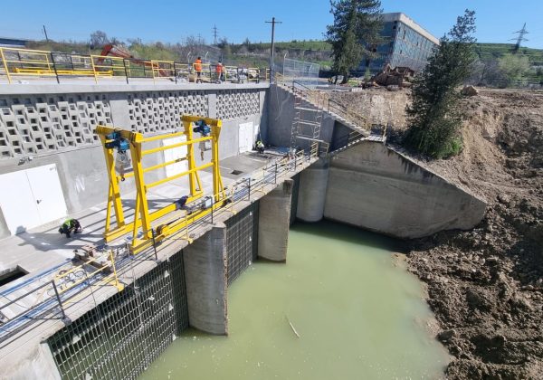 Barajului Stăvilar Mobil canal derivatie Dunăre - Marea Neagră