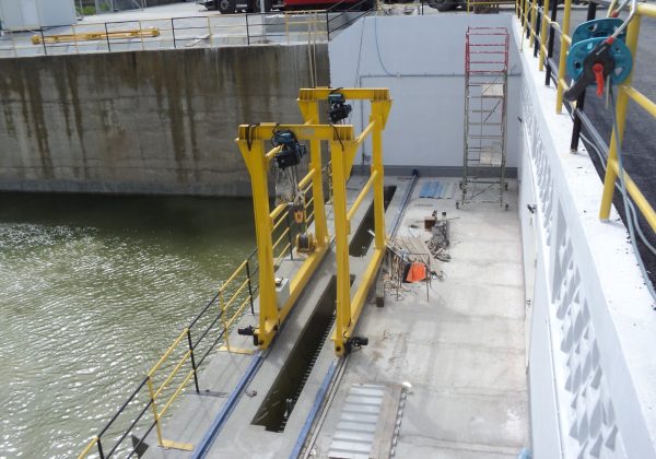 Barajului Stăvilar Mobil canal derivatie Dunăre - Marea Neagră