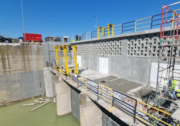 Barajului Stăvilar Mobil canal derivatie Dunăre - Marea Neagră