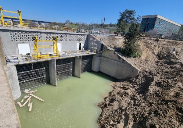 Barajului Stăvilar Mobil canal derivatie Dunăre - Marea Neagră