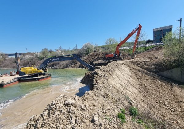 Barajului Stăvilar Mobil canal derivatie Dunăre - Marea Neagră