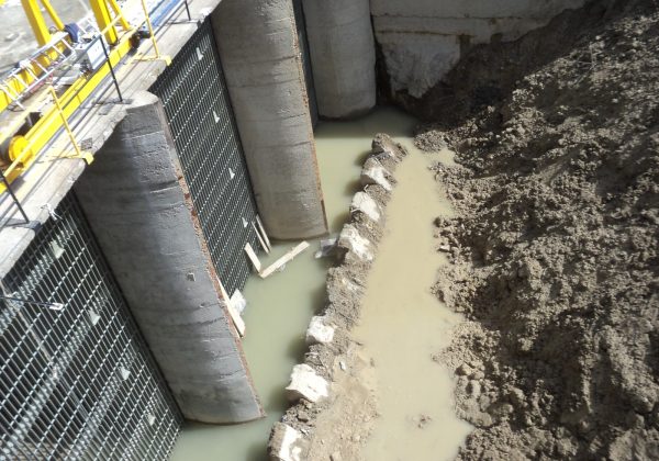 Barajului Stăvilar Mobil canal derivatie Dunăre - Marea Neagră